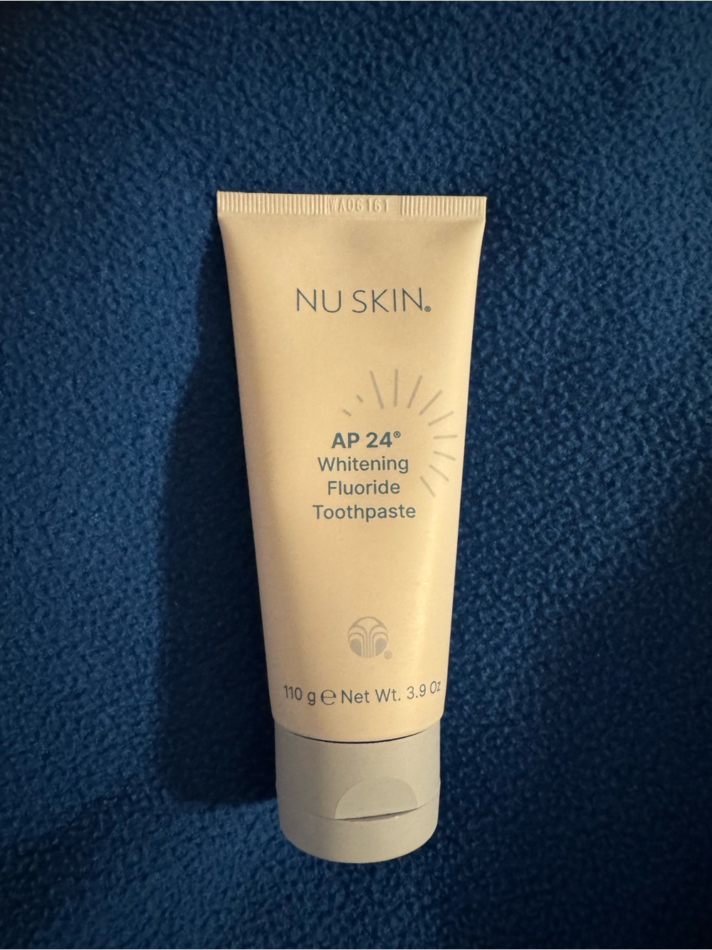 New One Nuskin Ap24 Whitening Fluoride Toothpaste-sealed